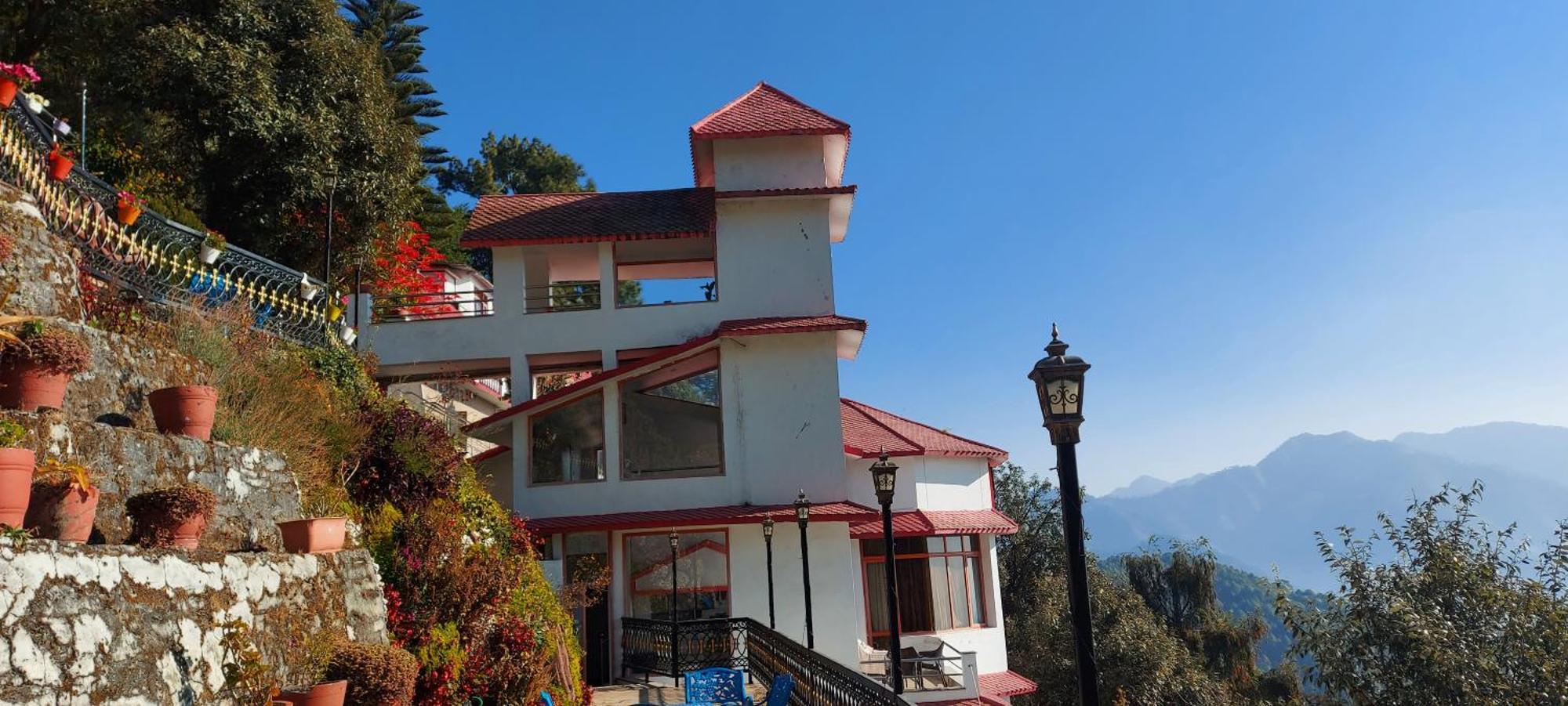 Blue Pine Resort Lansdowne Exterior foto